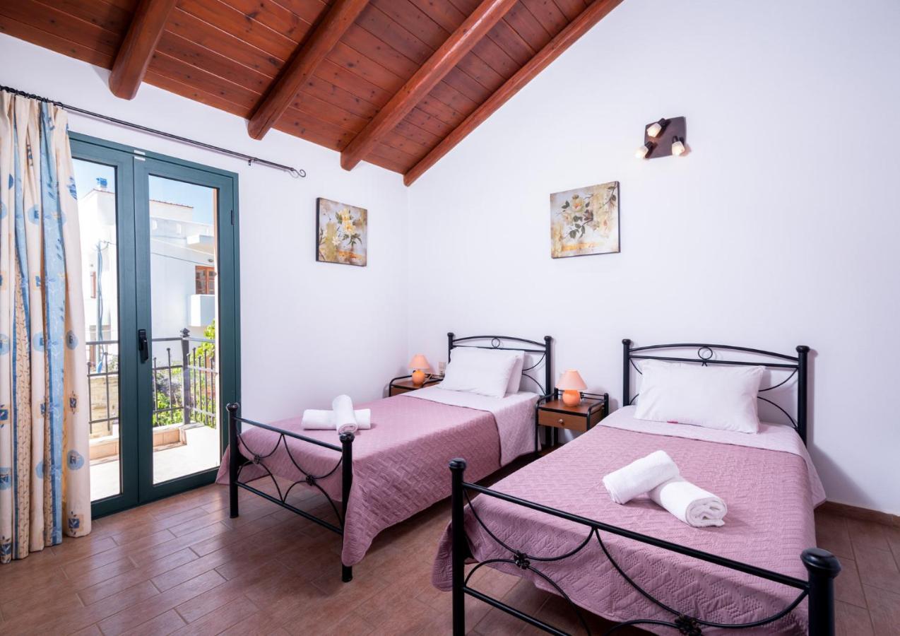 Vrisanos Apartamento Pitsidia Exterior foto