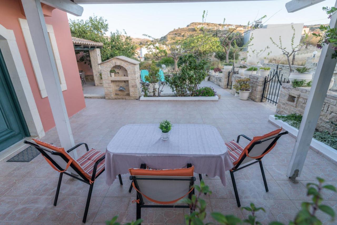 Vrisanos Apartamento Pitsidia Exterior foto