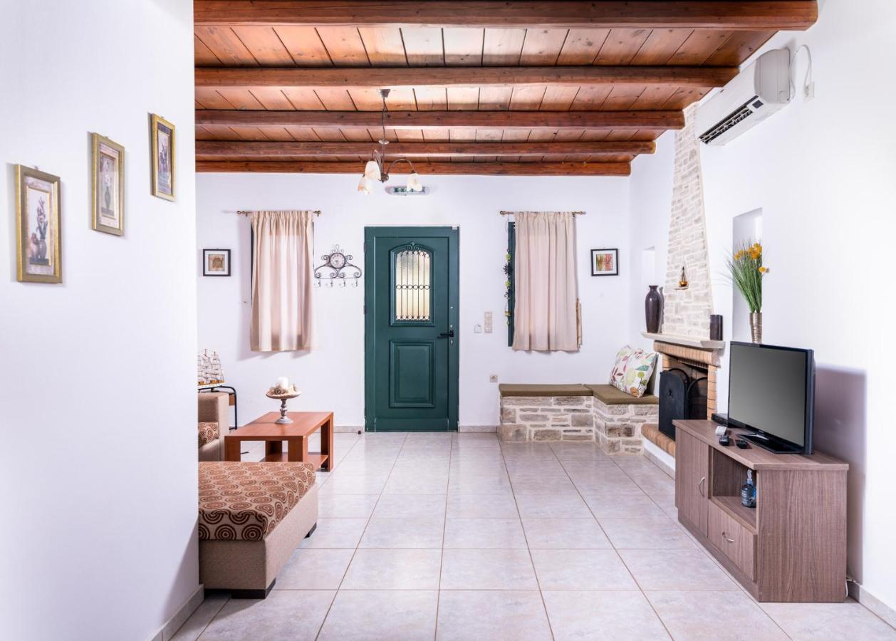 Vrisanos Apartamento Pitsidia Exterior foto