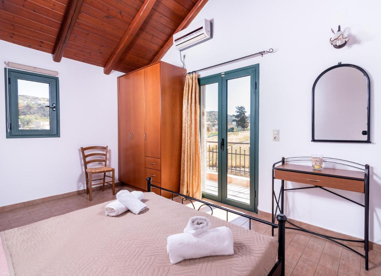 Vrisanos Apartamento Pitsidia Exterior foto