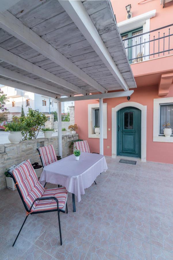 Vrisanos Apartamento Pitsidia Exterior foto