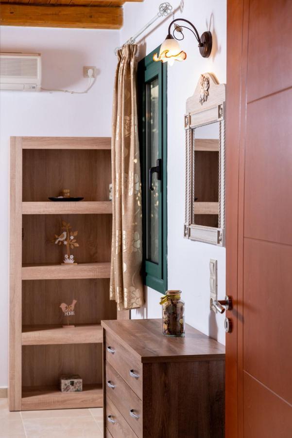 Vrisanos Apartamento Pitsidia Exterior foto
